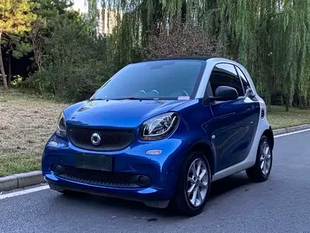 SMART FORTWO 2015 — 52 000 км, Китай — под ключ — фото 1