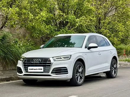 AUDI Q5L 2020 — 125 000 км, Китай — под ключ — фото 1