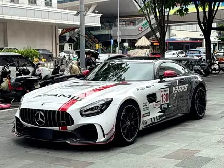 MERCEDES-AMG GT 2019