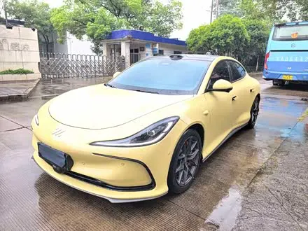 IM MOTORS L6 2024