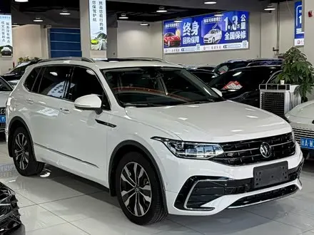 VOLKSWAGEN TIGUAN L 2022