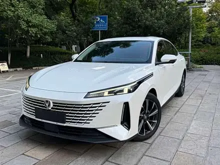 CHANGAN LAMORE 2023
