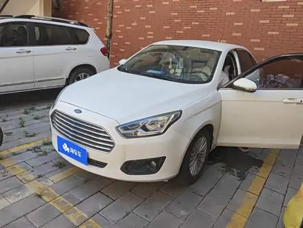 FORD ESCORT — из Кореи под ключ