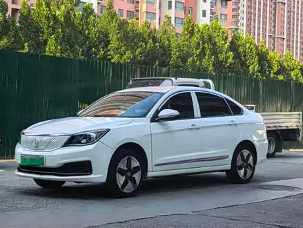 Dongfeng Aeolus E70 — из Китая под ключ