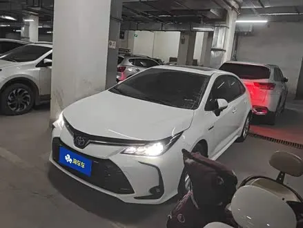 TOYOTA COROLLA — из Китая под ключ