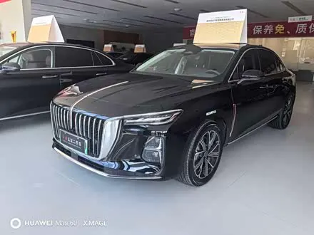 HONGQI H5 PHEV 2025 — 9 000 км, Китай — под ключ — фото 1