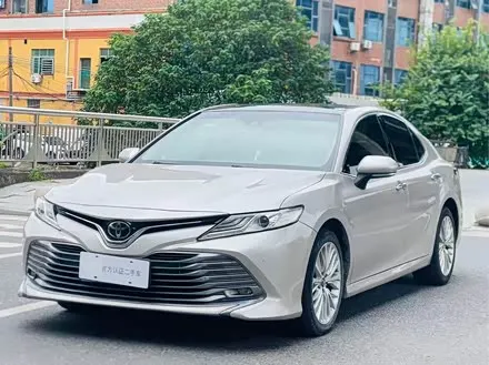 TOYOTA CAMRY 2019 — 90 000 км, Китай — под ключ — фото 1
