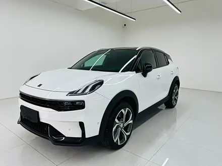 LYNK & CO 06 2023