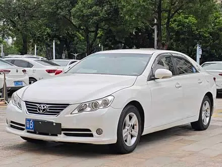 TOYOTA REIZ 2010
