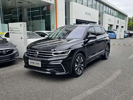 VOLKSWAGEN TIGUAN L 2022