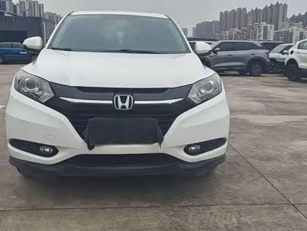 HONDA VEZEL 2017 — 65 000 км, Китай — под ключ — фото 1