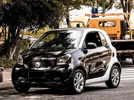 SMART FORTWO 2015 — 101 000 км, Китай — под ключ — фото 1