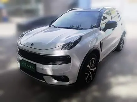 LYNK & CO 01 2019