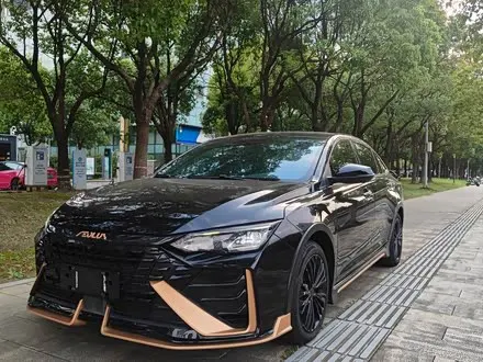 DONGFENG YIXUAN MAX — из Китая под ключ
