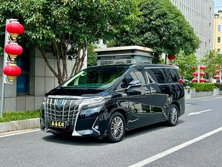 TOYOTA ALPHARD — из Китая под ключ