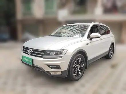 VOLKSWAGEN TIGUAN L 2019