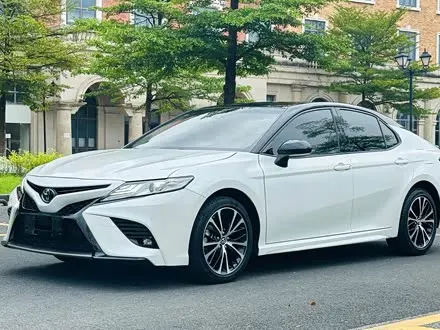 TOYOTA CAMRY — из Китая под ключ