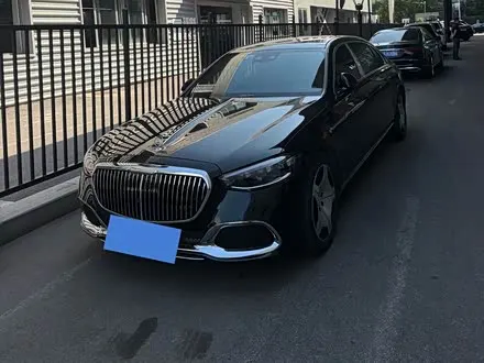 MAYBACH S-CLASS 2023 — 8 000 км, Китай — под ключ — фото 1