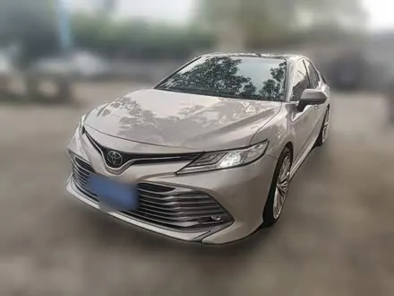 TOYOTA CAMRY 2018 — 125 800 км, Китай — под ключ — фото 1