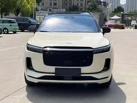 LI AUTO ONE 2021
