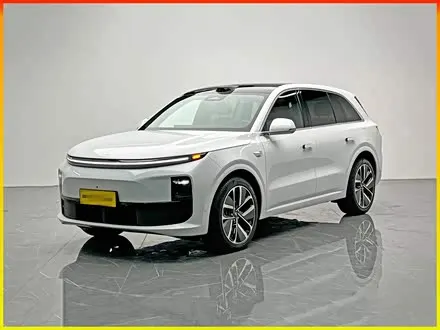 LI AUTO L6 2024
