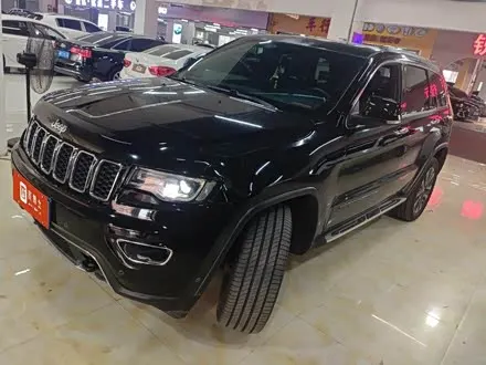 JEEP GRAND CHEROKEE — из Китая под ключ