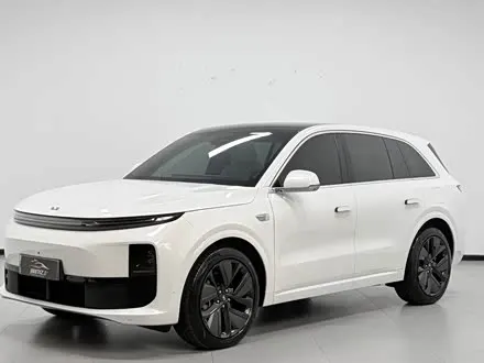 LI AUTO L6 2024
