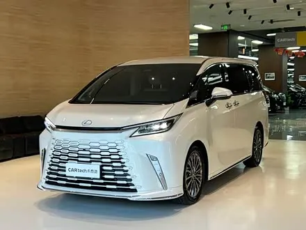 LEXUS LM 2023