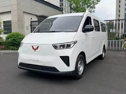 Wuling Yangguang — из Китая под ключ