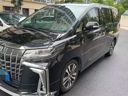 TOYOTA ALPHARD 2012 — 180 000 км, Китай — под ключ — фото 1