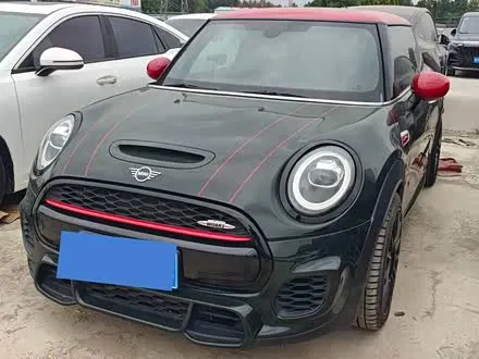 MINI JCW 2018