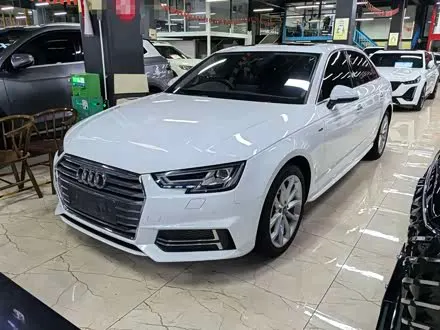 AUDI A4L 2018 — 85 000 км, Китай — под ключ — фото 1