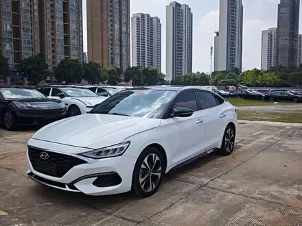 HYUNDAI LAFESTA — из Китая под ключ