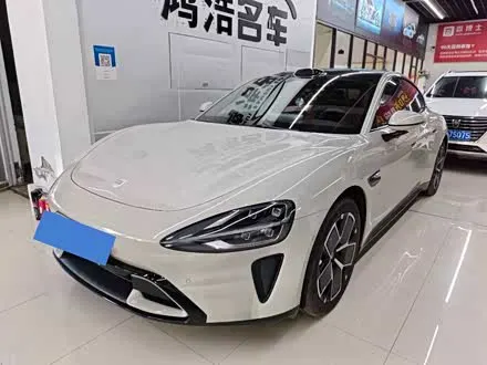 XIAOMI SU7 2024