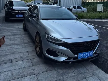 HYUNDAI LAFESTA — из Китая под ключ