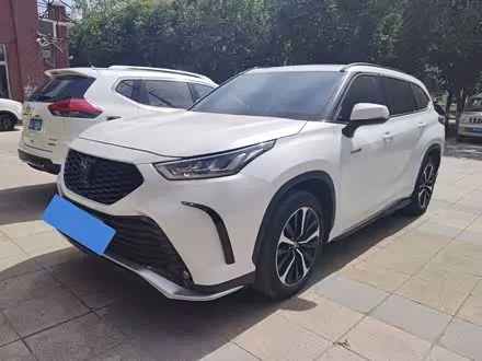 TOYOTA CROWN KLUGER — из Китая под ключ