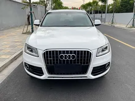 AUDI Q5 2015 — 92 000 км, Китай — под ключ — фото 1