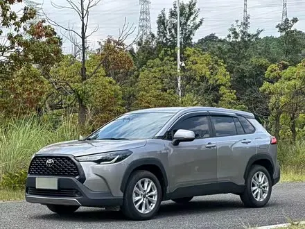 TOYOTA COROLLA CROSS 2024