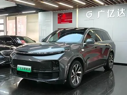 LI AUTO L8 2023