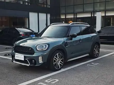 MINI COUNTRYMAN 2023 — 30 000 км, Корея — под ключ — фото 1