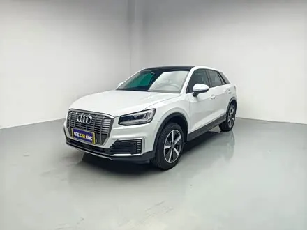 AUDI Q2L E-TRON 2019 — 82 600 км, Китай — под ключ — фото 1