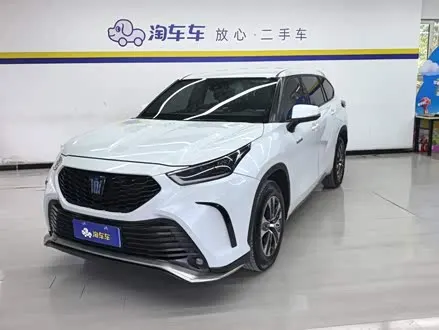 TOYOTA CROWN KLUGER 2021