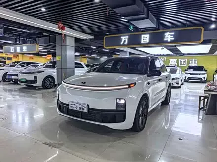 LI AUTO L8 2024