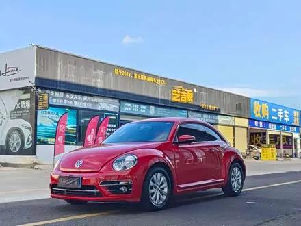 VOLKSWAGEN BEETLE 2018