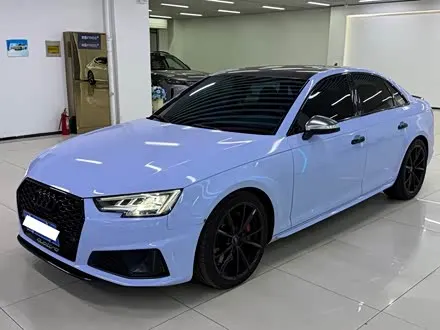 AUDI S4 2018