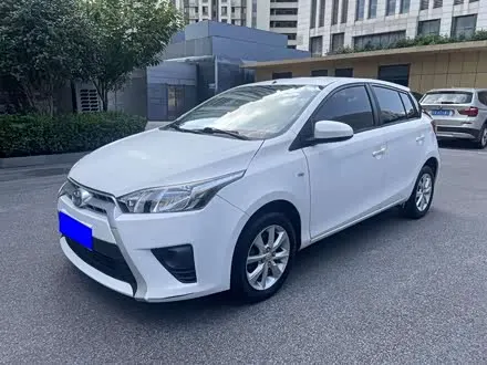 TOYOTA YARIS L 2015