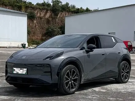 ZEEKR X 2025