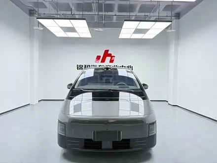 LI AUTO MEGA 2025