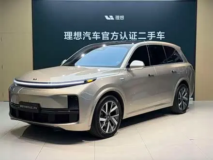 LI AUTO L8 2023