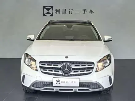 MERCEDES-BENZ GLA 2019 — 55 000 км, Китай — под ключ — фото 1